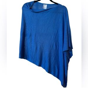 Lexi York Blue Asymmetrical Bamboo Poncho One Size